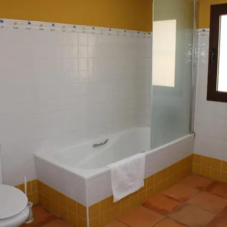 Complejo Cortijo Rural El Puntal Villa *